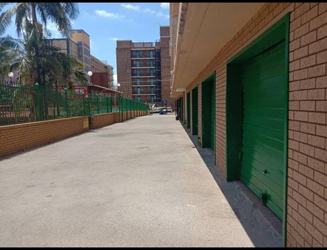 5 BEDROOM APARTMENT FOR SALE IN SUNNYSIDE